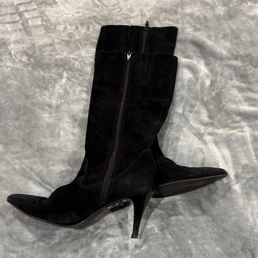 Women's Black Suede Mid-Calf Heeled Boots